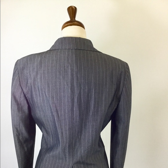 AnnTaylor Stripes Designer Blazer Size 8 (B-64) - Picture 3 of 4